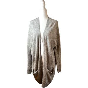 H&M gray cardigan drop shoulder long sleeves front pockets loose fit size medium